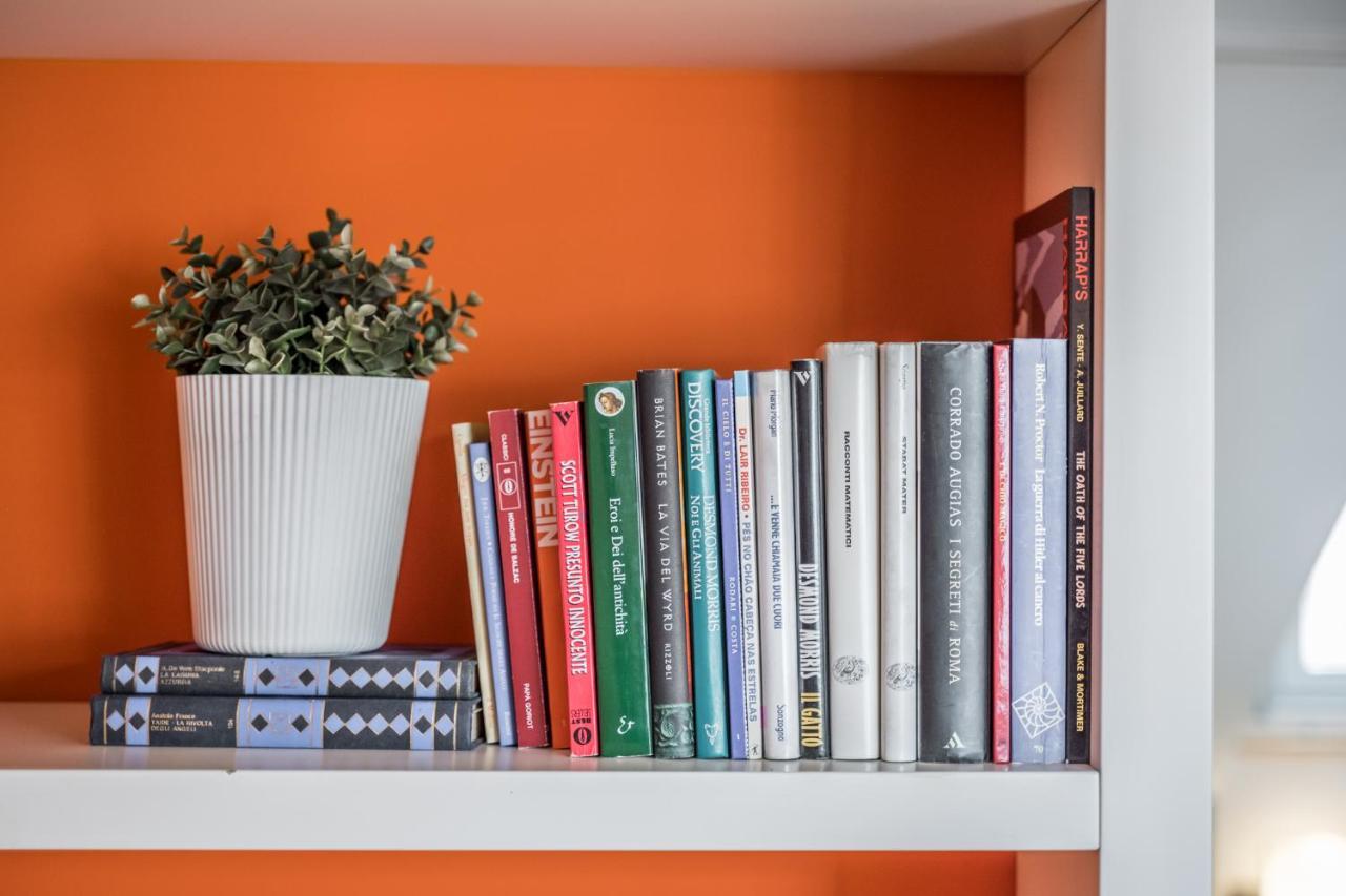 The Orange Attic - Navigli Area Apartman Milánó Kültér fotó