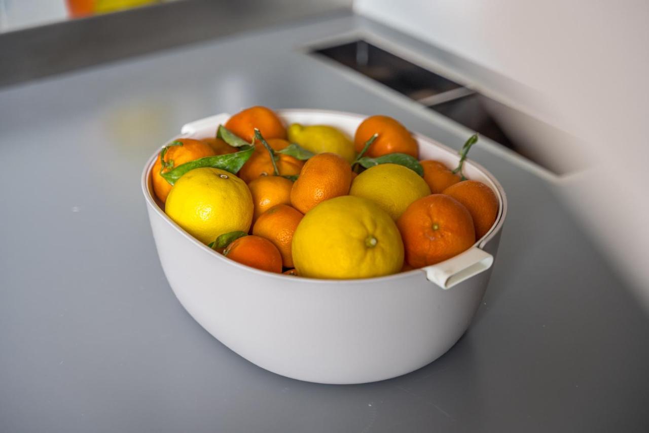 The Orange Attic - Navigli Area Apartman Milánó Kültér fotó