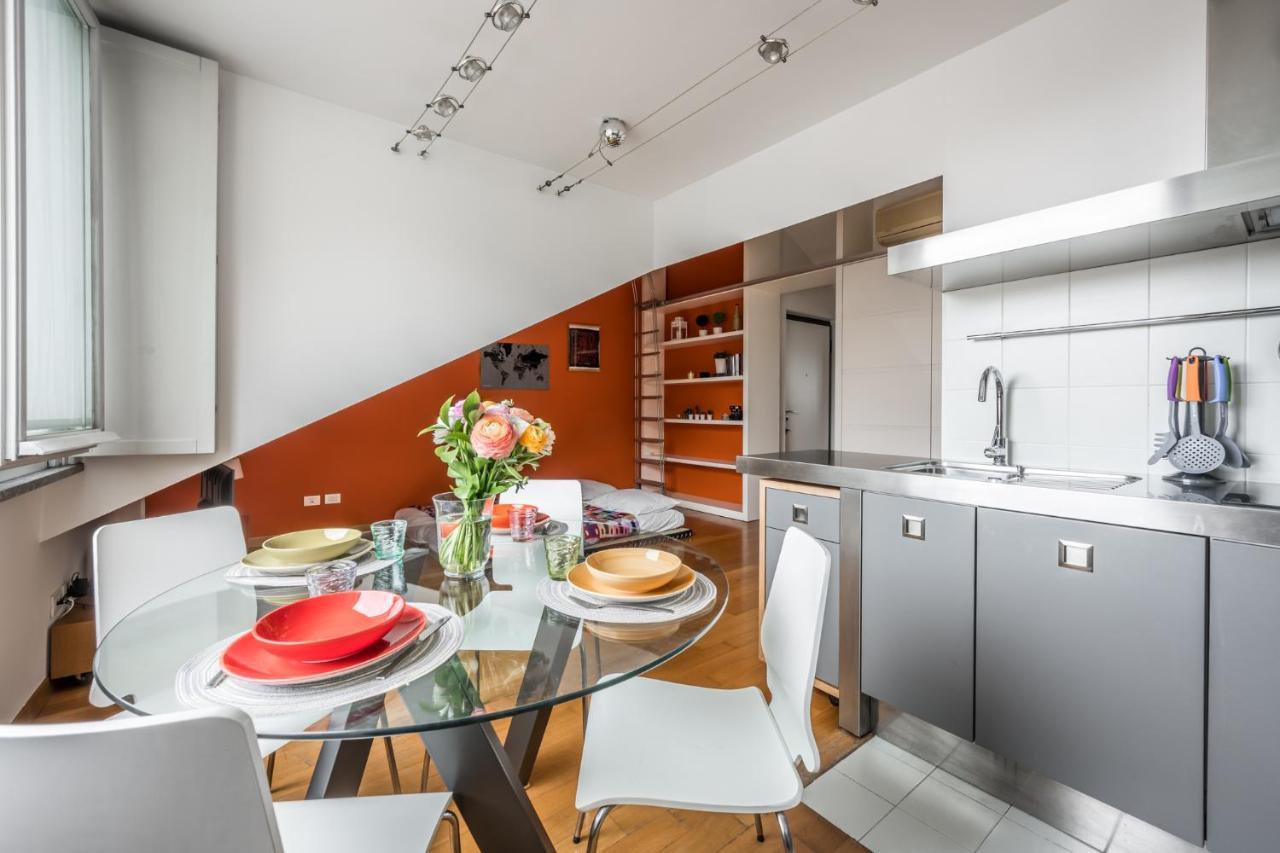 The Orange Attic - Navigli Area Apartman Milánó Kültér fotó