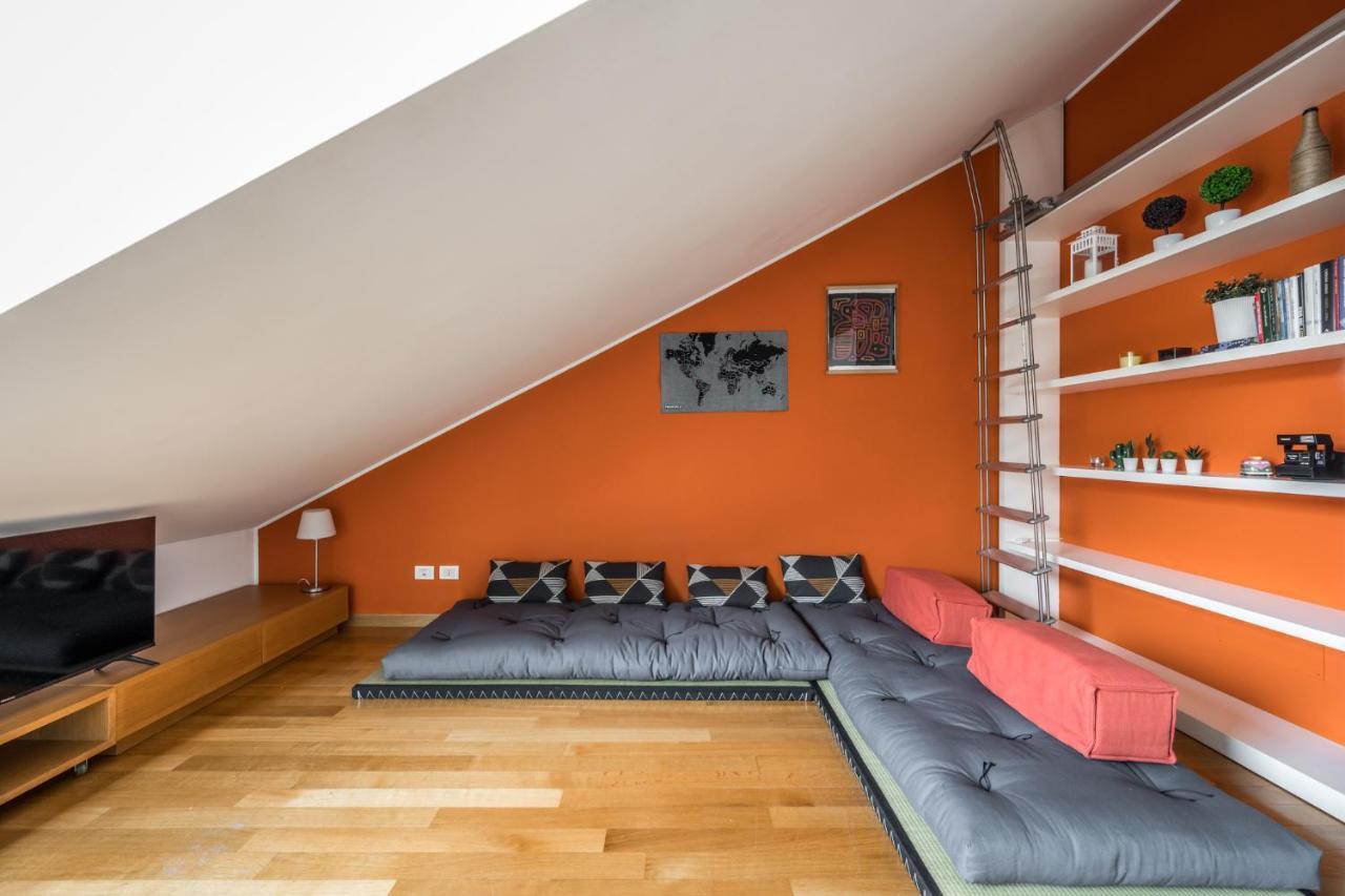The Orange Attic - Navigli Area Apartman Milánó Kültér fotó
